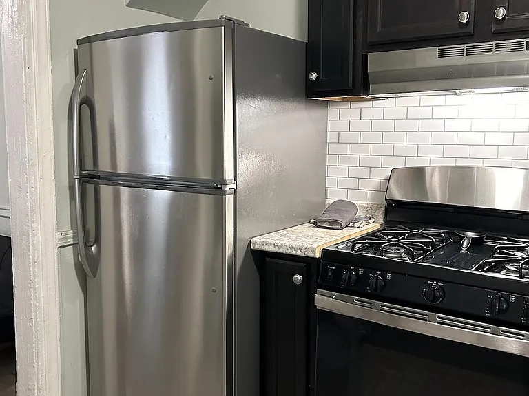 22 Holland Ave NE — Photo 4
