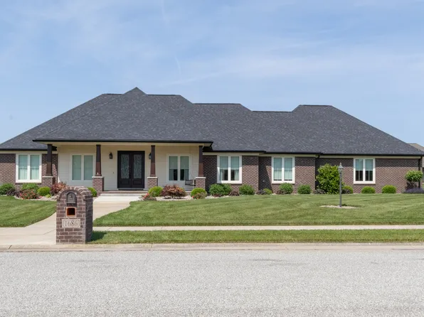 1686 Devonshire Dr, Seymour, IN 47274