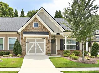 4556 Rutledge Dr, Oakwood, GA 30566