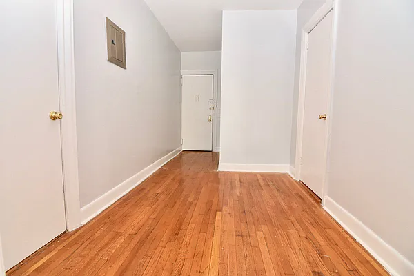 Rented by Bohemia Realty Group | media 16