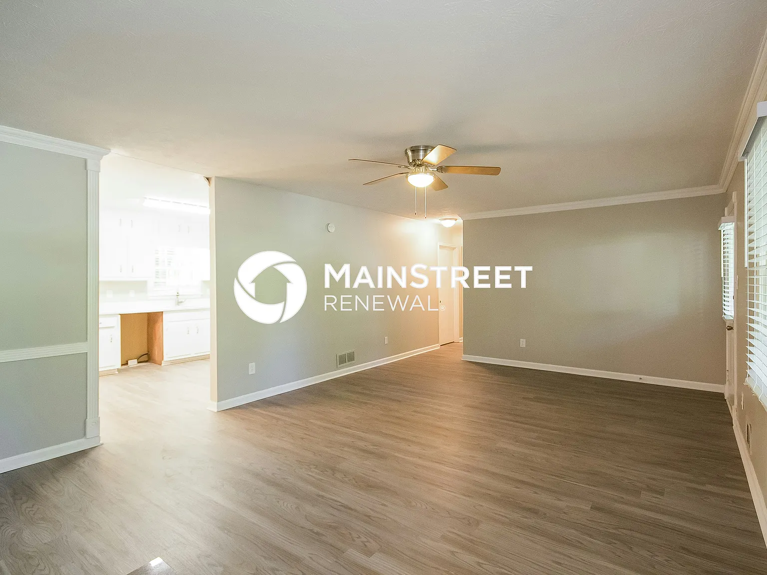 2300 Leaf Land Dr — Photo 3