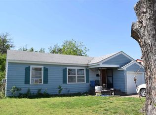 1909 E Locust Ave, Enid, OK 73701