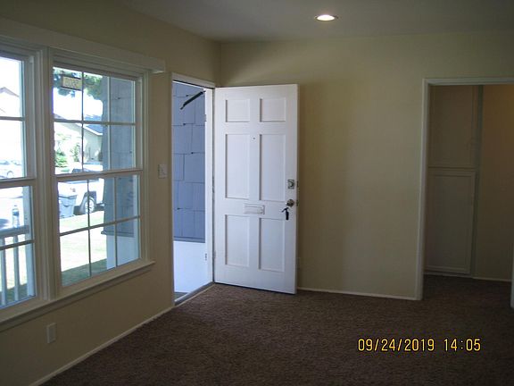 2nd image of 5608 Coldbrook Ave