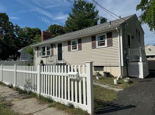 218 Hollis Ave, Quincy, MA 02171