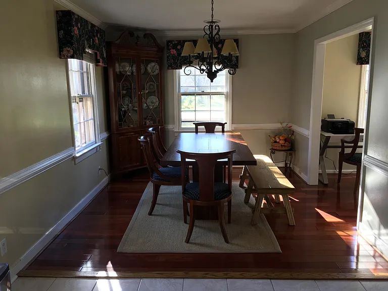 9100 Derbyshire Rd — Photo 14