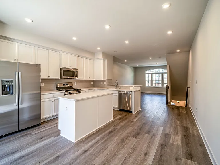 14062 Sunrise Valley Dr — Photo 12