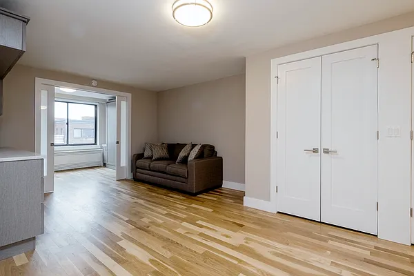 Rented by PWV Acquisitions | media 3