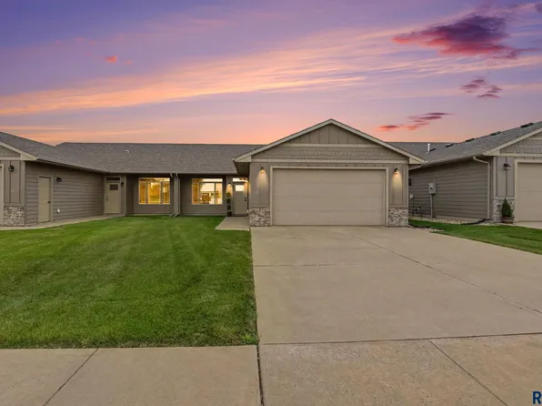 3513 E Bison Trl, Sioux Falls, SD 57108