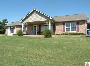 994 Vanhooser Rd, Grand Rivers, KY 42045