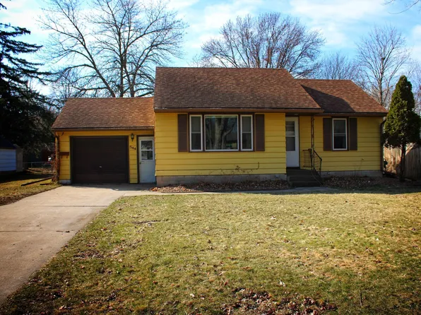 544 Clark St NE, Hutchinson, MN 55350