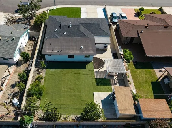 223 W Simmons Ave, Anaheim, CA 92802