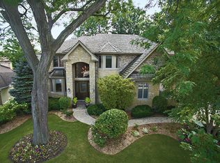 2299 Dehne Rd, Northbrook, IL 60062