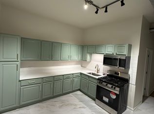 1703 N Washtenaw Ave #1R, Chicago, IL 60647