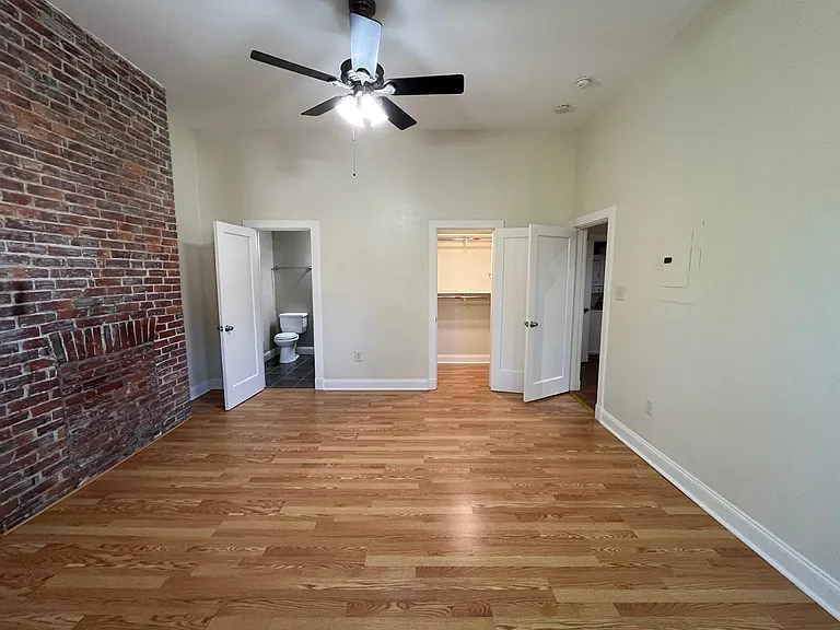 344 S Fairmount St — Photo 12