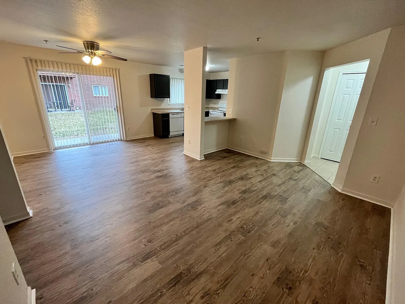 Vista Rose Apartments — Photo 3