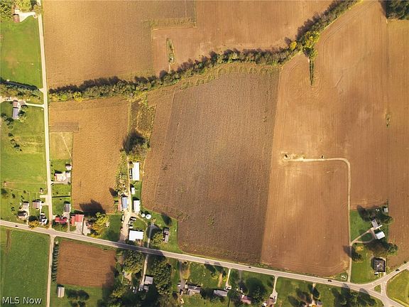 2nd image of Sandusky Dr SW