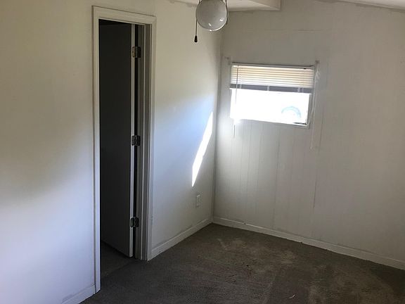 4th image of 919 Church St
