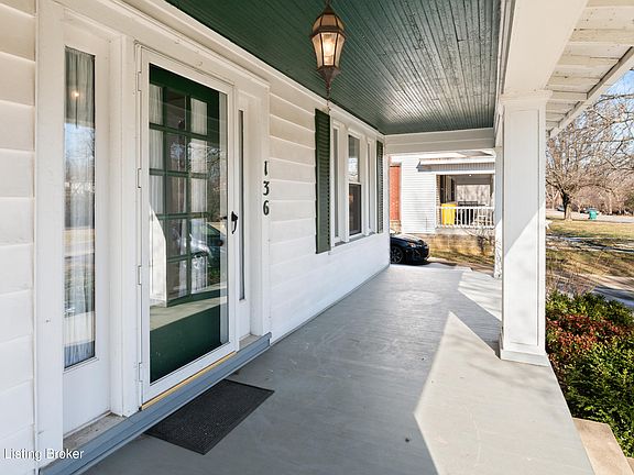 5th image of 136 Riverside Dr