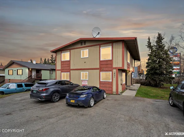 5453 Camelot Dr, Anchorage, AK 99508