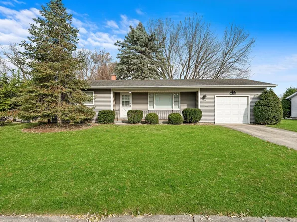 4406 Sussex Dr, McHenry, IL 60050