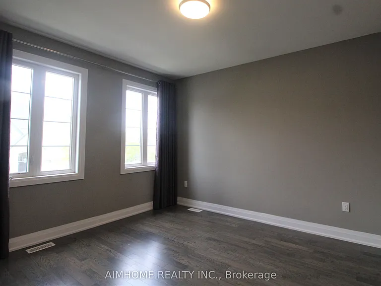 151 Bridgepointe Ct — Photo 13