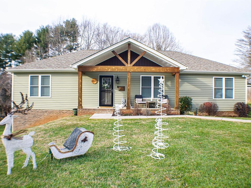 1st image of 6013 Sunderland Pl