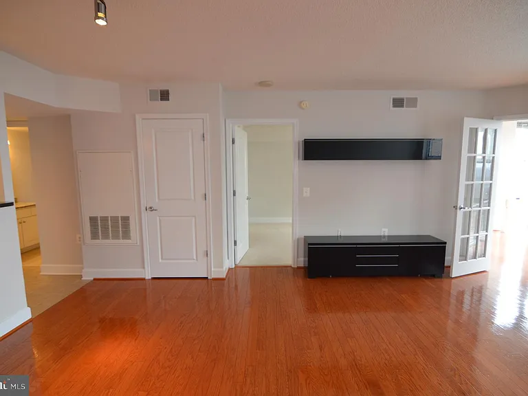 11800 Sunset Hills Rd #1102 — Photo 5