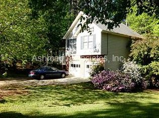 3230 Country Walk Dr, Powder Springs, GA 30127