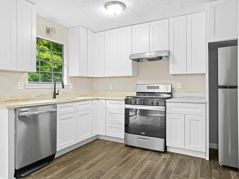 1756 Harbin Rd SW — Photo 4