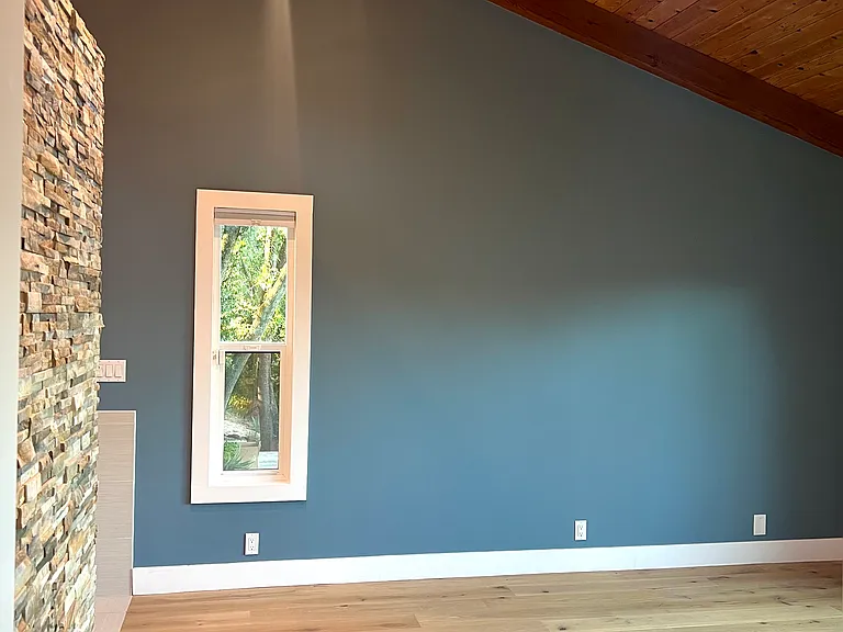 Primary entry view (two skylights)