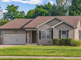 544 Magnolia Dr, Clarksville, TN 37042