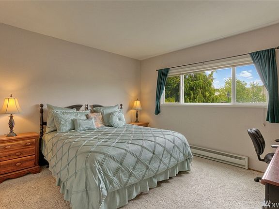 4th image of 22222 6th Ave S Suite 1