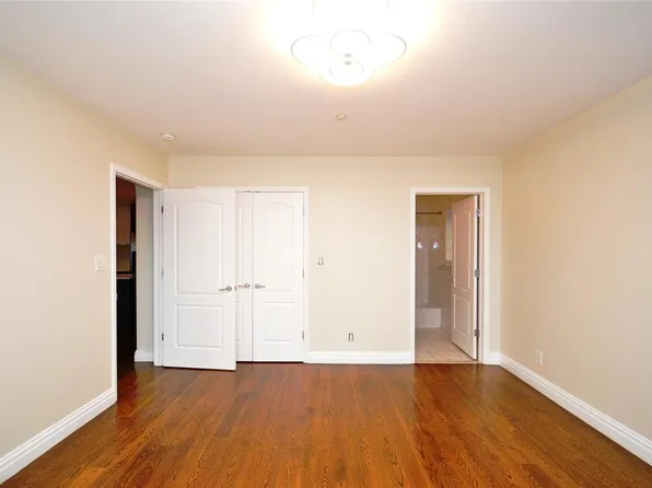 69-14 41st Avenue image 9 of 22