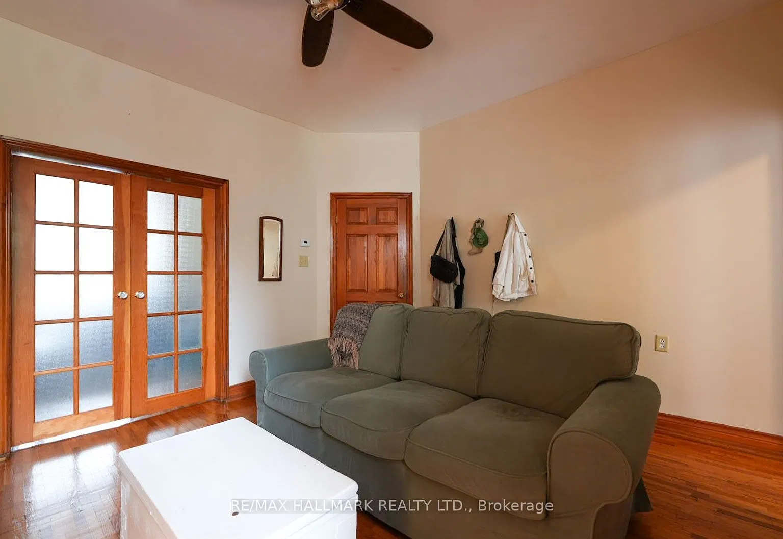 2 bed, $2,290 — Photo 4