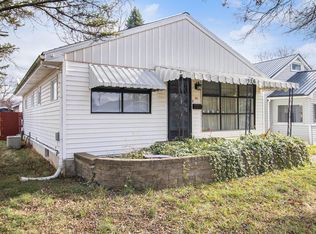 916 Oakland St, South Bend, IN 46615