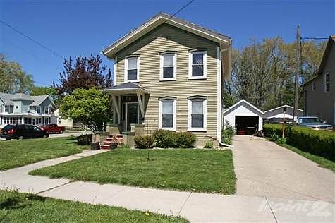1st image of 703 Glen St