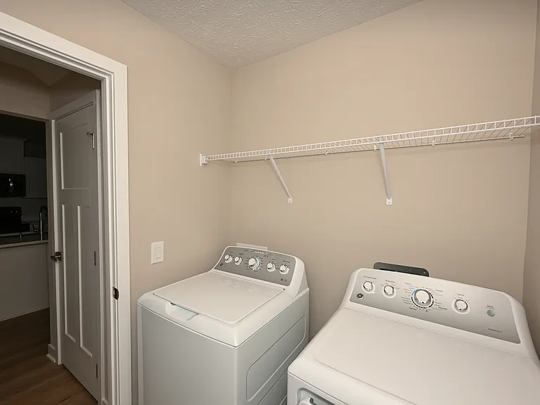 1838 Shank Dr — Photo 24