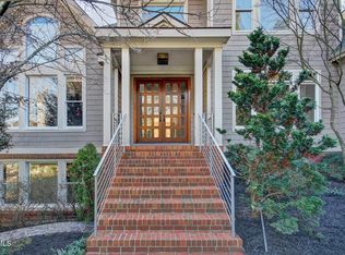 805 Greenwood Rd, Chapel Hill, NC 27514