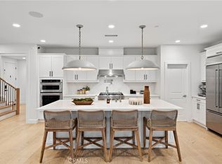 20 Lustre St, Mission Viejo, CA 92694