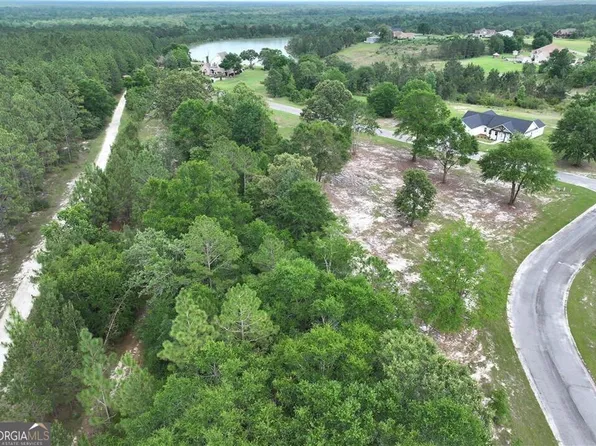 141 Boardwalk Ave, Jesup, GA 31545