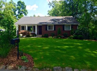 2191 Collins Dr NW, Atlanta, GA 30318