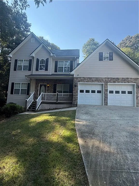 5 bed, 3.0 bath, 2762 sqft, $3,000 — Photo 1