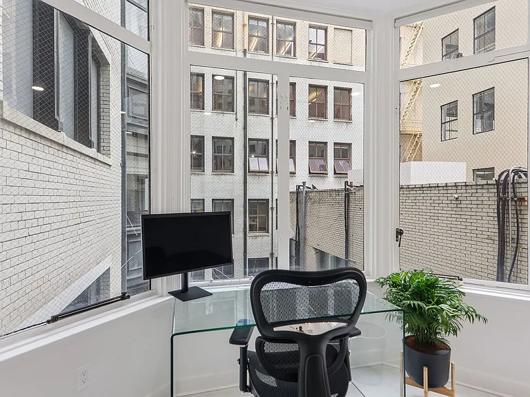 201 Sansome St #401 — Photo 14