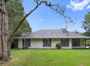 942 Montgomery Ave, Denham Springs, LA 70726