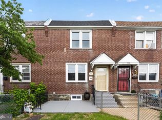 220 Weymouth Rd, Darby, PA 19023