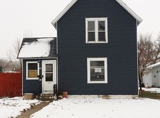 405 W 2nd Ave, Flandreau, SD 57028