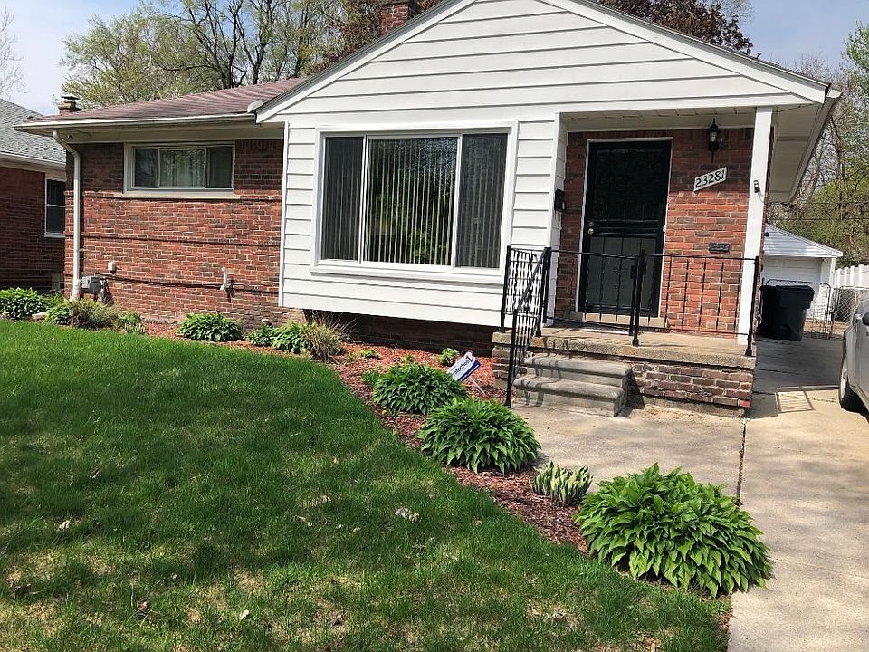 1st image of 23281 Geneva St