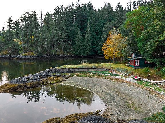 2nd image of 6320 E Sooke Rd