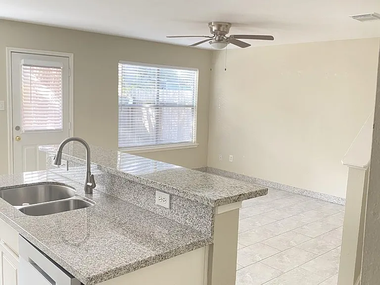 27 Butterfly Branch Pl — Photo 6