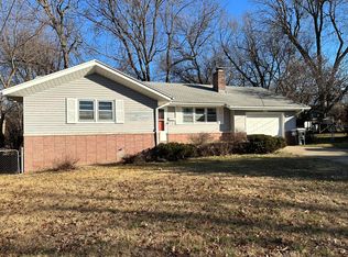 1345 E Cozy St, Springfield, MO 65804